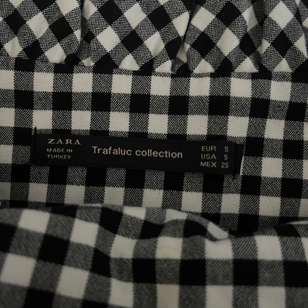 Zara gingham black and white shorts